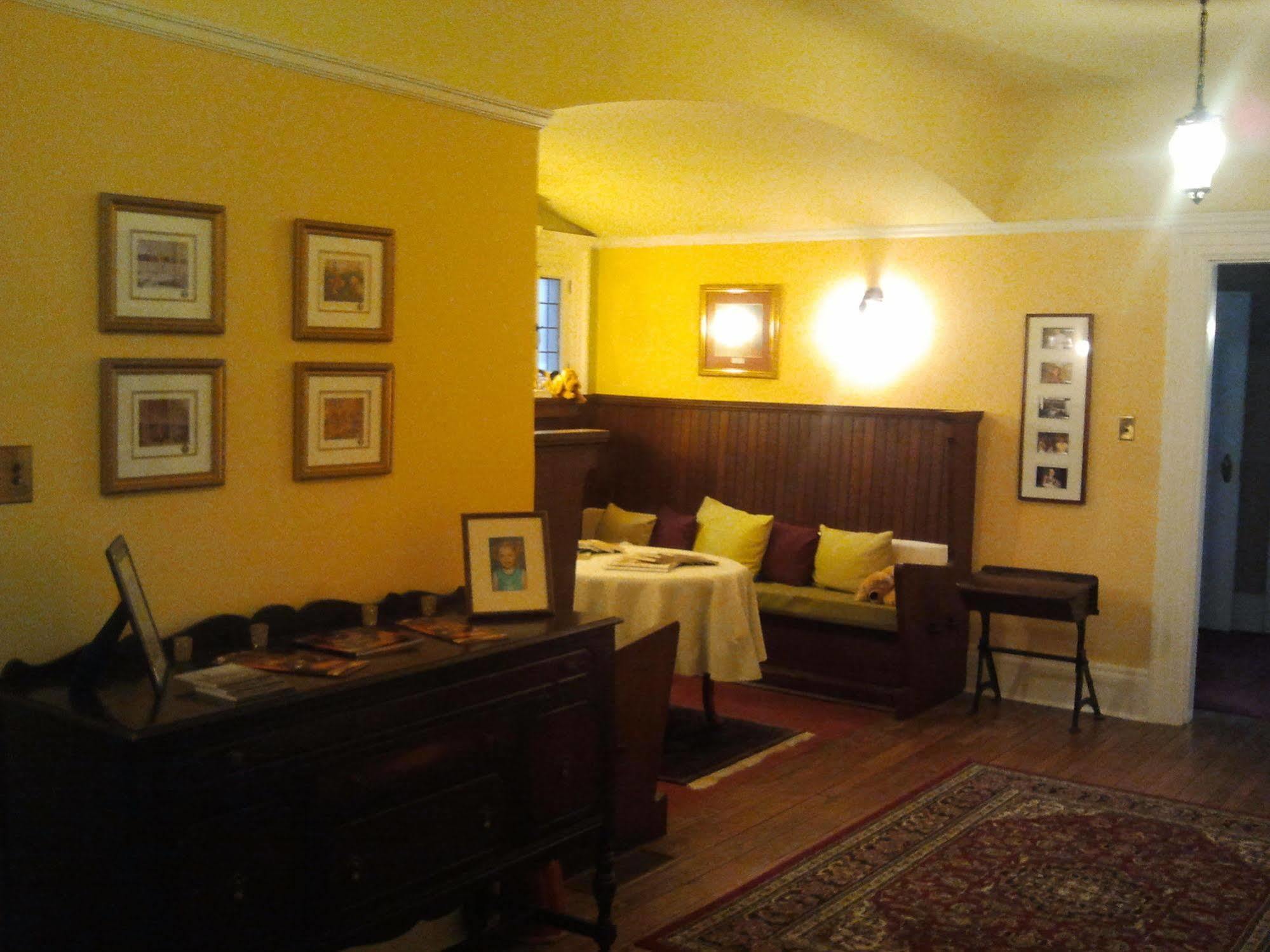 Springbank House Inn Sainte-Catherine Exteriör bild